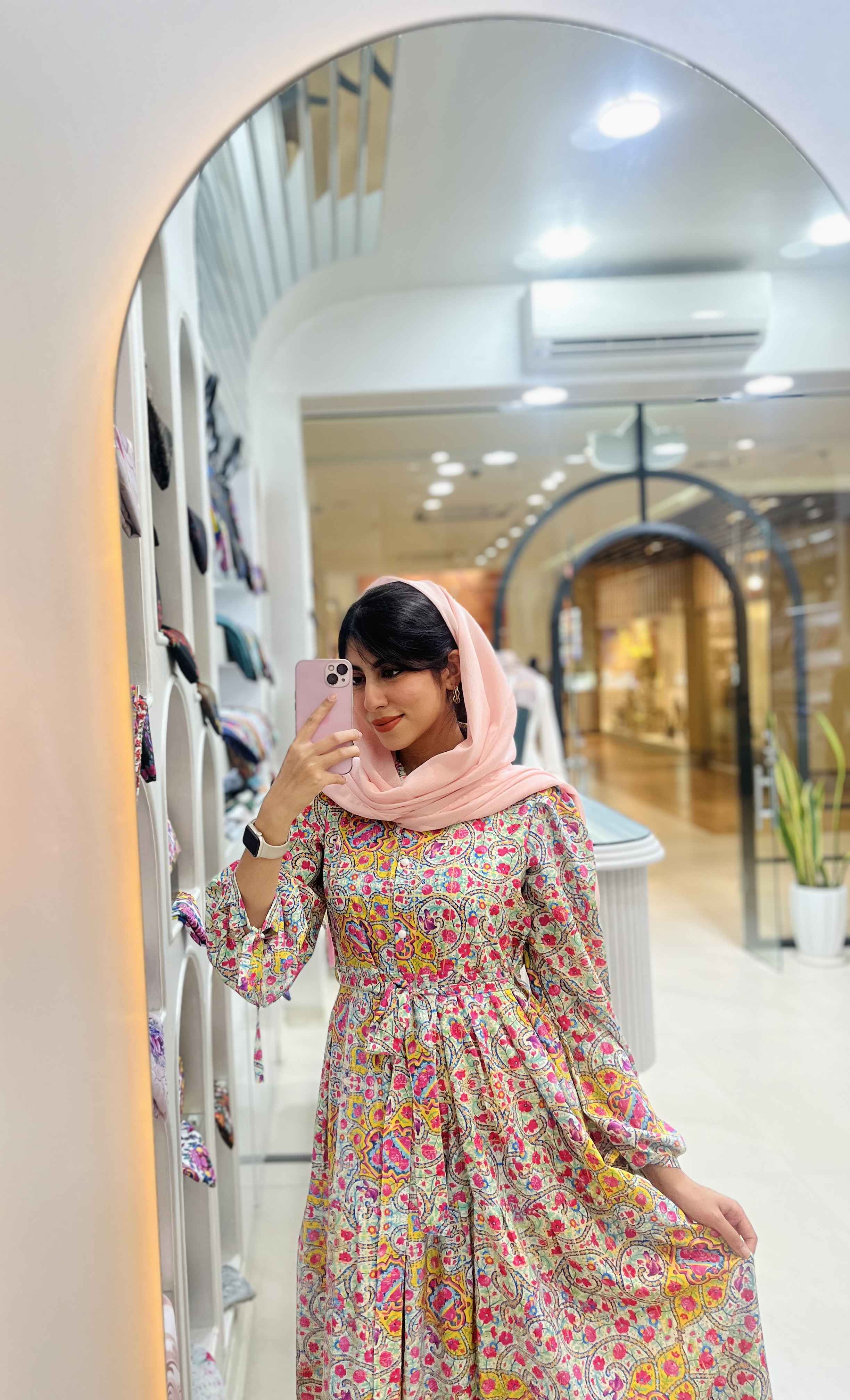پیراهن چین دار زنانه با جنس کرپ بوگاتی درجه یک