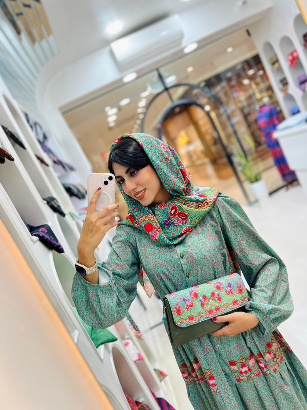 پیراهن چین دار زنانه با جنس کرپ بوگاتی درجه یک