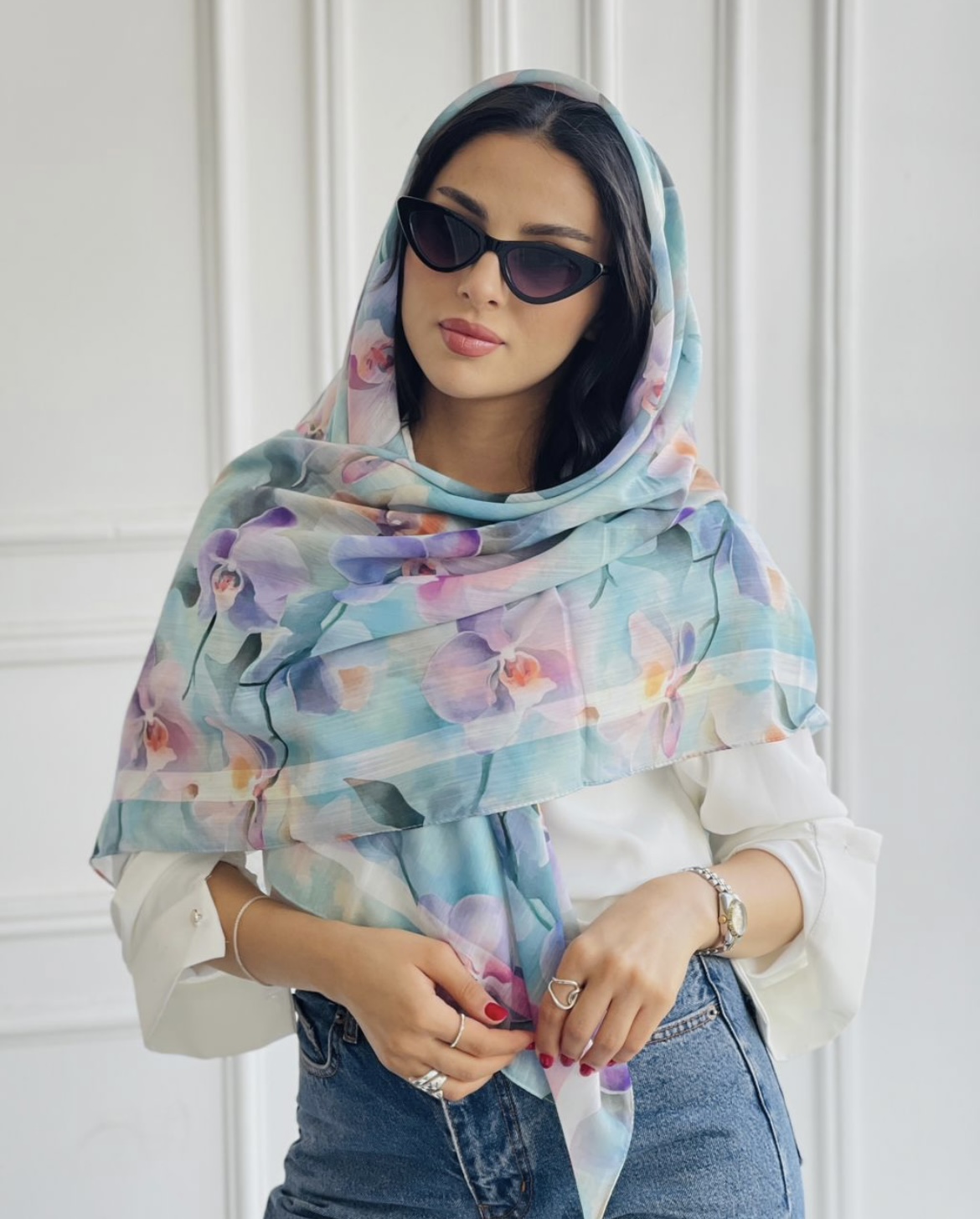 روسری نخی زنانه چهارفصل قواره ۱۳۰ با طراحی اختصاصی